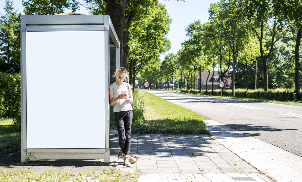 Usługi druku wielkoformatowego w drukarniach internetowych